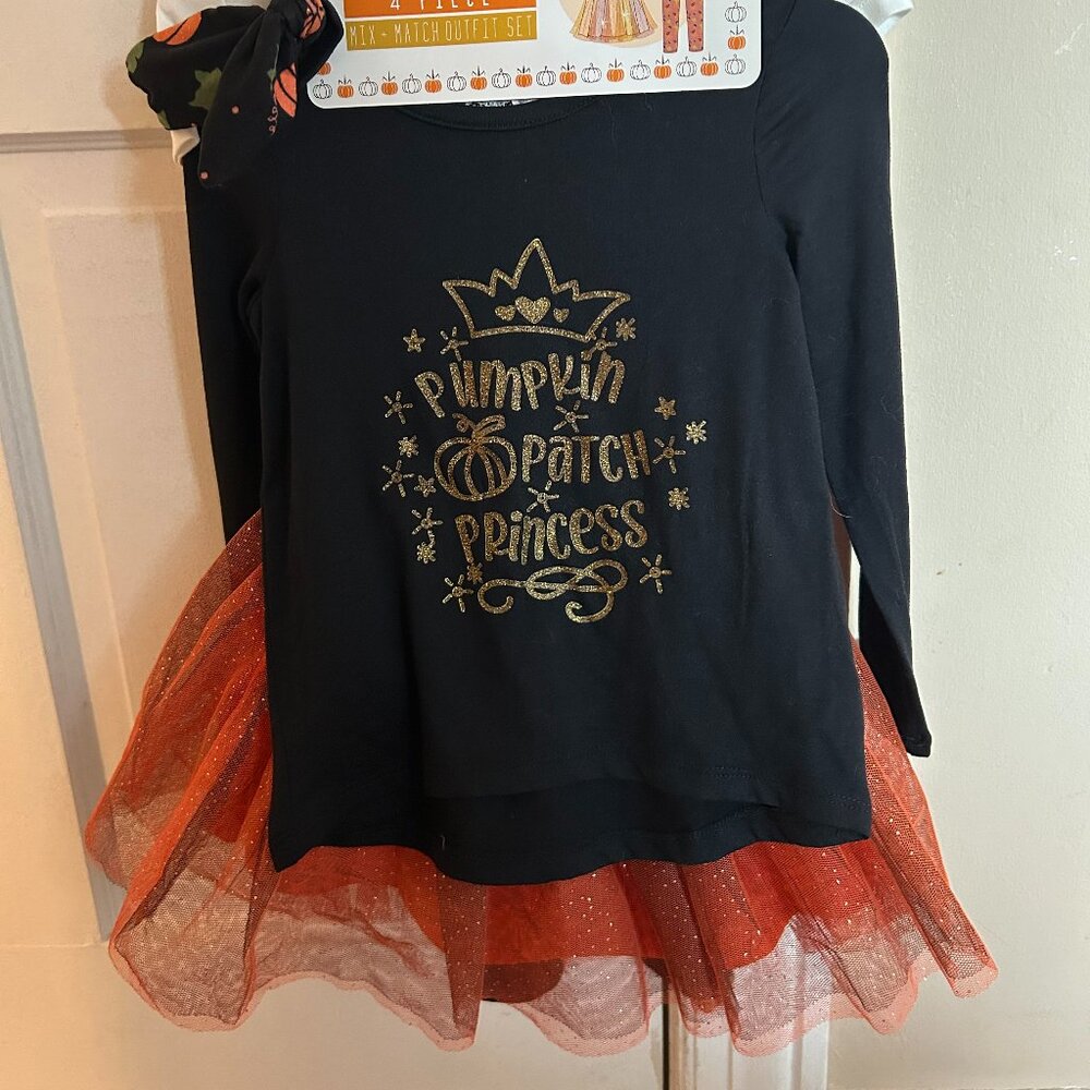 Toddler Girls 2T Btween 4 PC Halloween/Fall Set NEW with tags